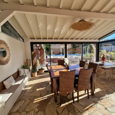 Maison 5 pièces 699000 €