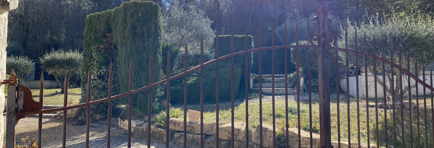 Maison 17 Pièces 441 m² à vendre à Bollène (84500)