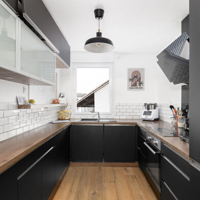 Appartement 4 pièces 258000 €