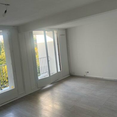 Appartement 3 pièces 950 €