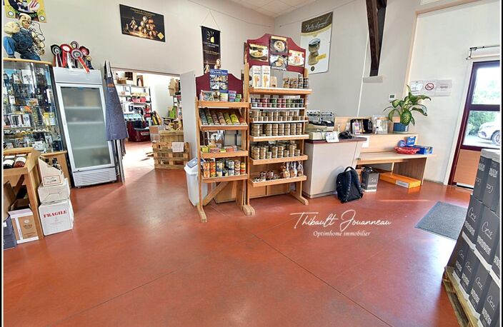 Local commercial + logement attenant — Emplacement stratégique en sortie N154 — photo 3