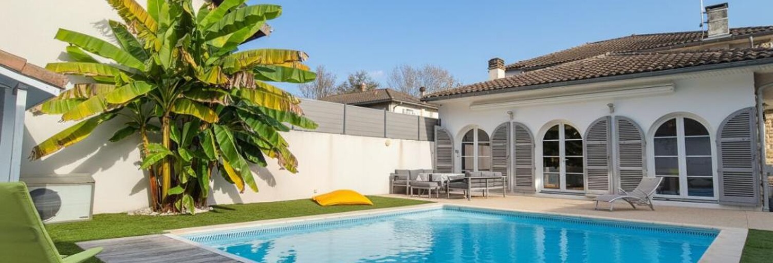 Maison 7 Pièces 257 m² à vendre à Ygos-Saint-Saturnin (40110)
