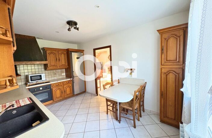 Maison 5 chambres – Centre-ville de Saint-Lyphard – 159 m² — photo 4