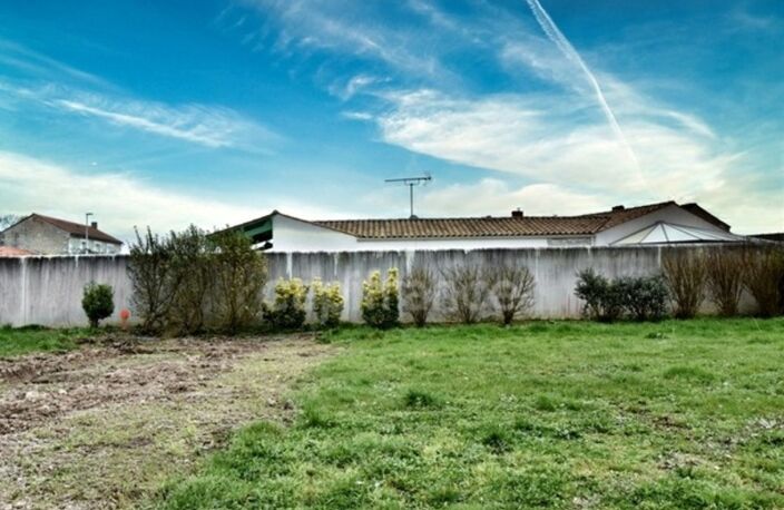 À vendre : belle parcelle à bâtir sur la commune paisible de Loiré près de Vérines (17) — photo 4