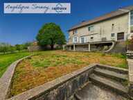 Maison familiale rénovée partiellement avec grange et vastes espaces – Jura BONLIEU — photo 2