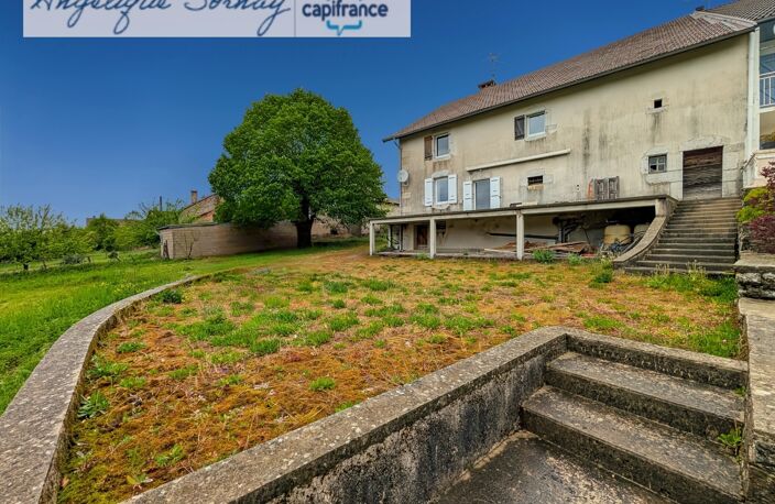 Maison familiale rénovée partiellement avec grange et vastes espaces – Jura BONLIEU — photo 2