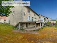 Maison familiale rénovée partiellement avec grange et vastes espaces – Jura BONLIEU — photo 3