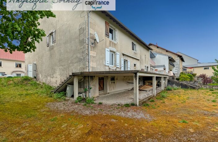 Maison familiale rénovée partiellement avec grange et vastes espaces – Jura BONLIEU — photo 3