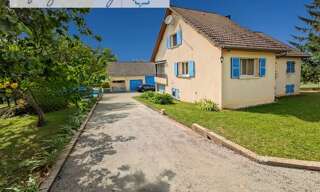 Maison 7 Pièces 207 m² à vendre à Montain (39210)