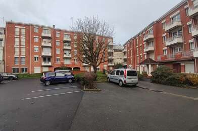 Appartement 1 pièces 700 €