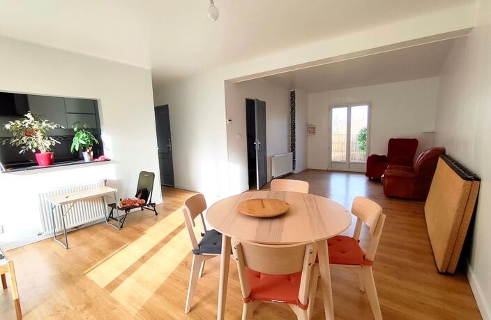 Maison 6 pièces À Vendre - Epône - — photo 3