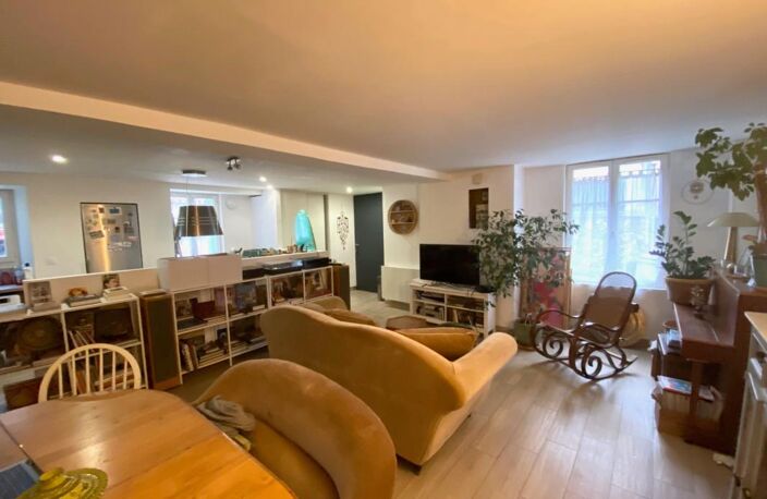 Appartement À Vendre — photo 2