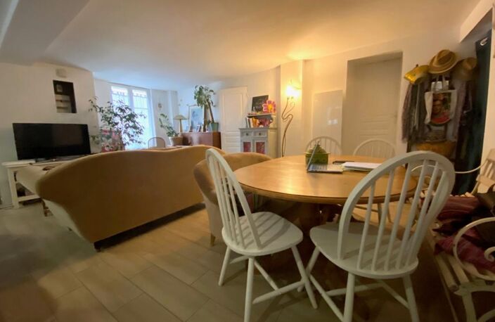 Appartement À Vendre — photo 3
