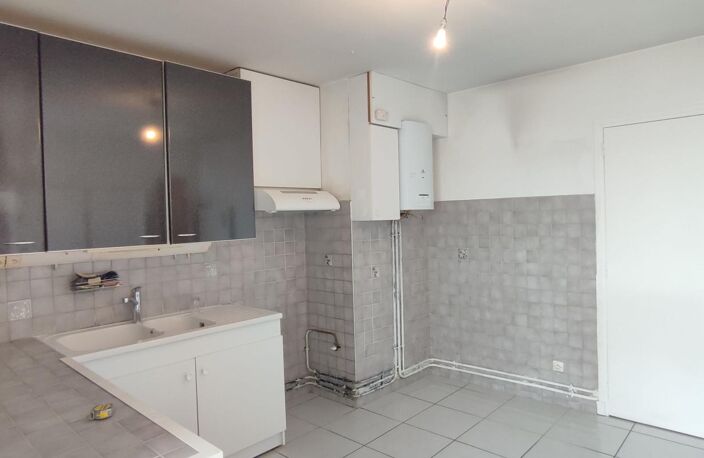 Appartement À Vendre — photo 2