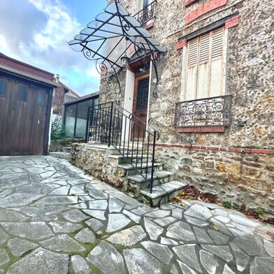 Maison 5 pièces 299000 €