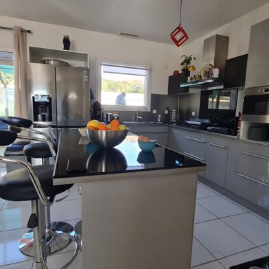 Maison 4 pièces 299900 €