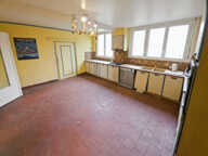 61380  Moulins La Marche maison de ville 202 m²  5 chambres, terrain 805 m² — photo 3