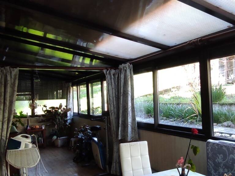 A SAISIR ! JOLIE MAISON DE 121 M² SH TBE, 4 CHAMBRES + STUDIO MEUBLÉ + VERANDA  ET GARAGE LE TOUT SUR 627 M² DE TERRAIN CLOS. — photo 1