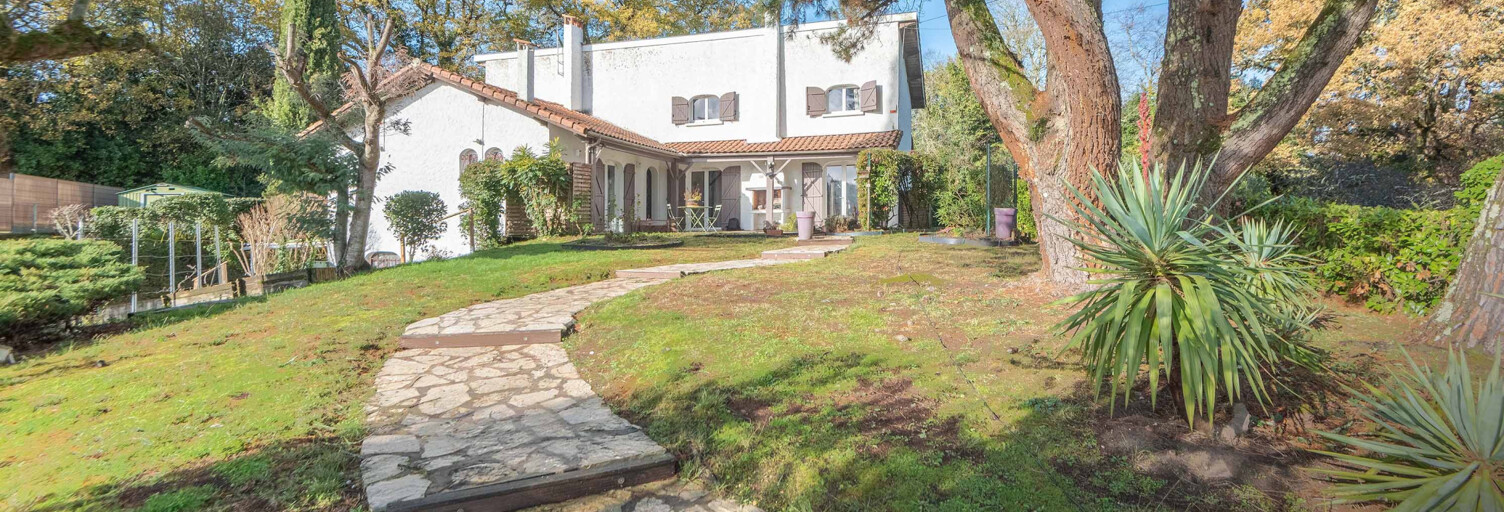 Maison 6 Pièces 210 m² à vendre à Cénac (33360)