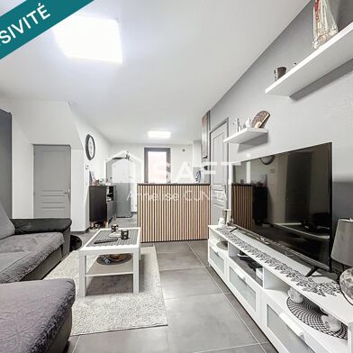 Appartement 4 pièces 140000 €