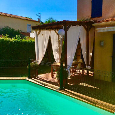 Maison 4 pièces 2294 €