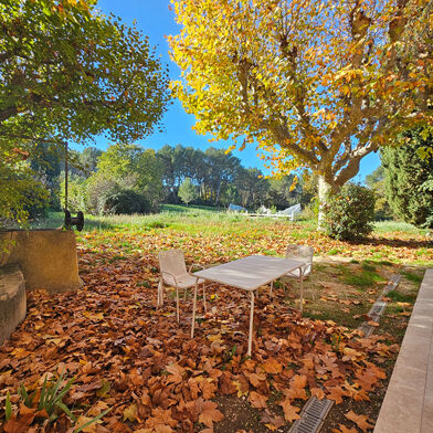 Appartement 3 pièces 1350 €