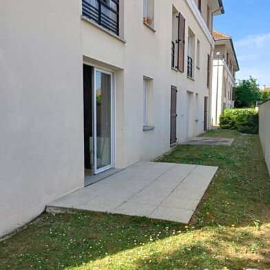 Appartement 2 pièces 880 €