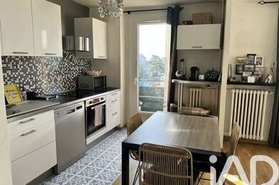 Appartement 4 pièces 219900 €