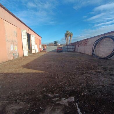 Commerce  520000 €