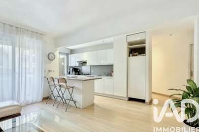Appartement 5 pièces 480700 €