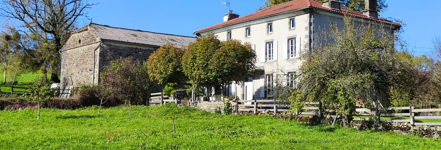 Maison 6 Pièces 360 m² à vendre à Jussac (15250)