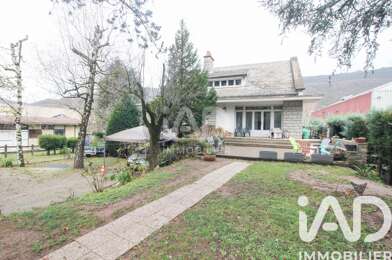 Maison 7 pièces 180000 €