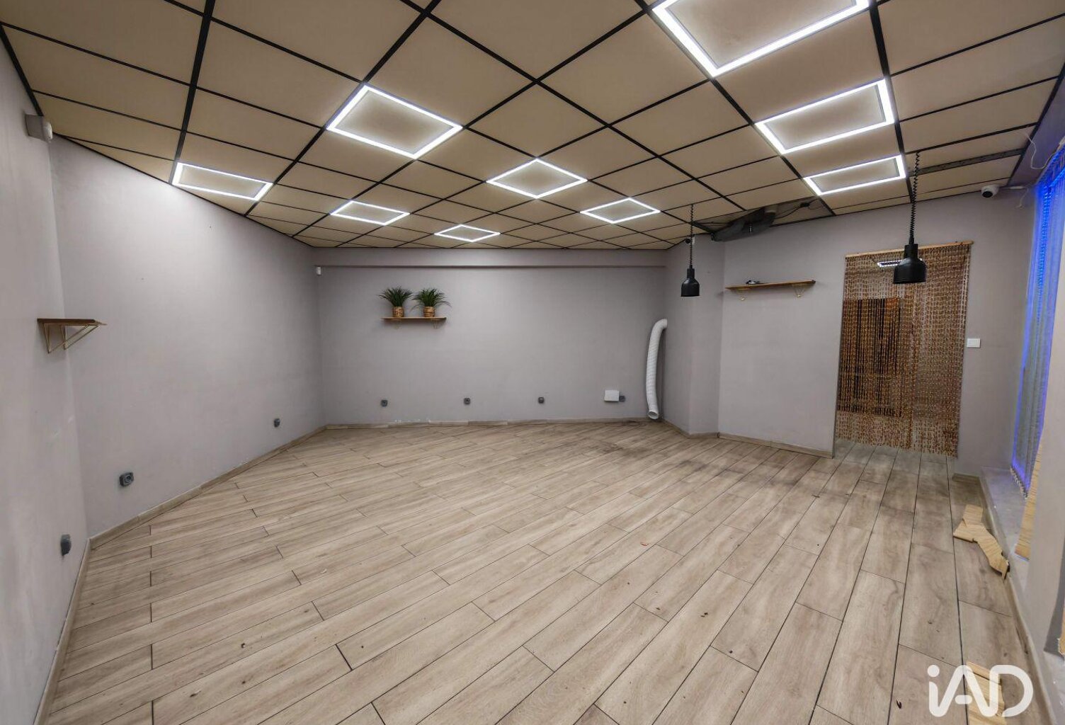 Vente Murs commerciaux 54 m&sup2; — photo 1