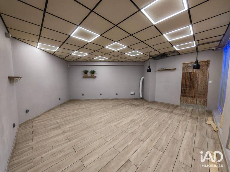 Vente Murs commerciaux 54 m&sup2; — photo 1