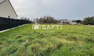 Terrain  653 m² à vendre à Chargé (37530)