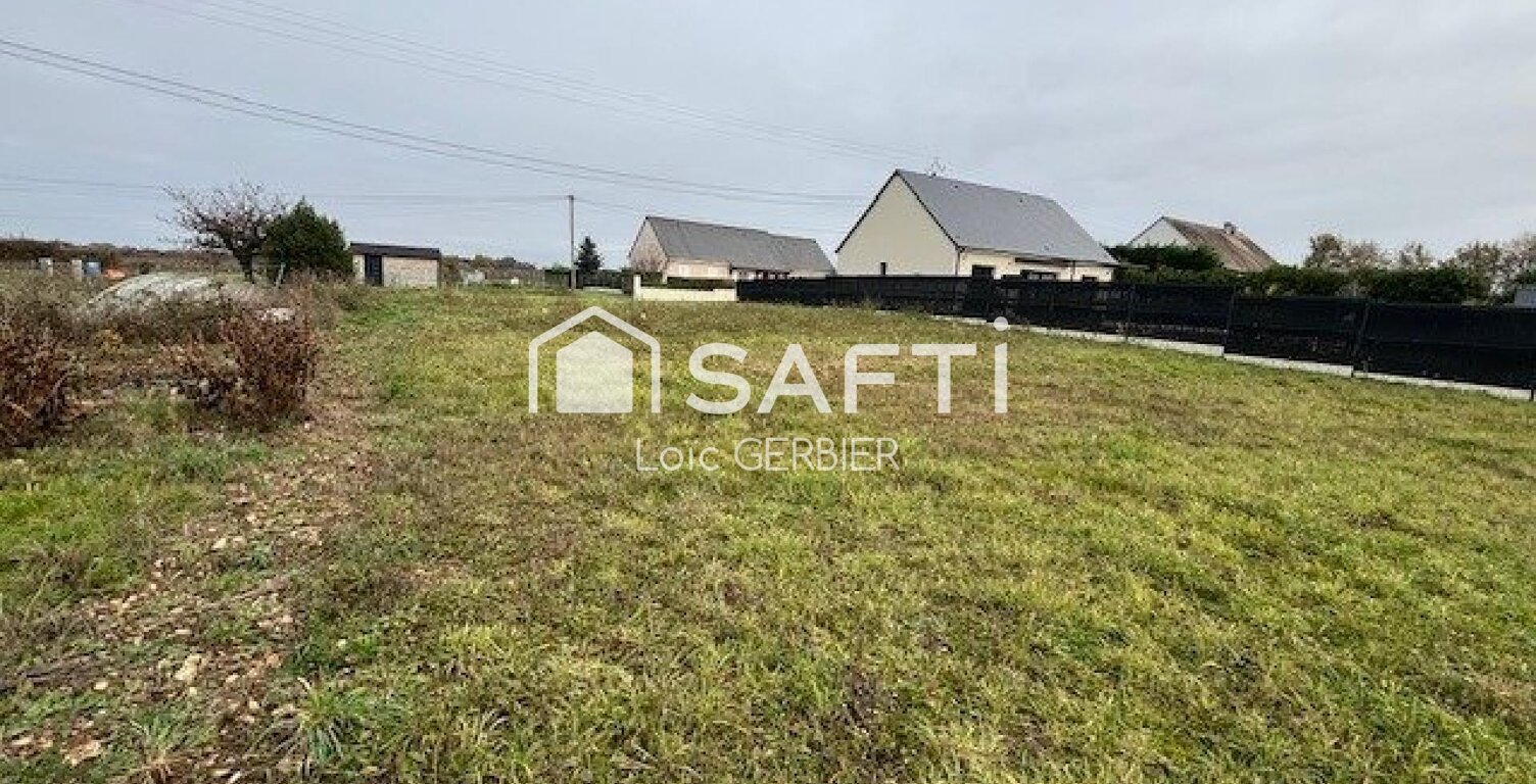 Terrain constructible 623 m² à Chargé  À quelques minutes d'Amboise — photo 1