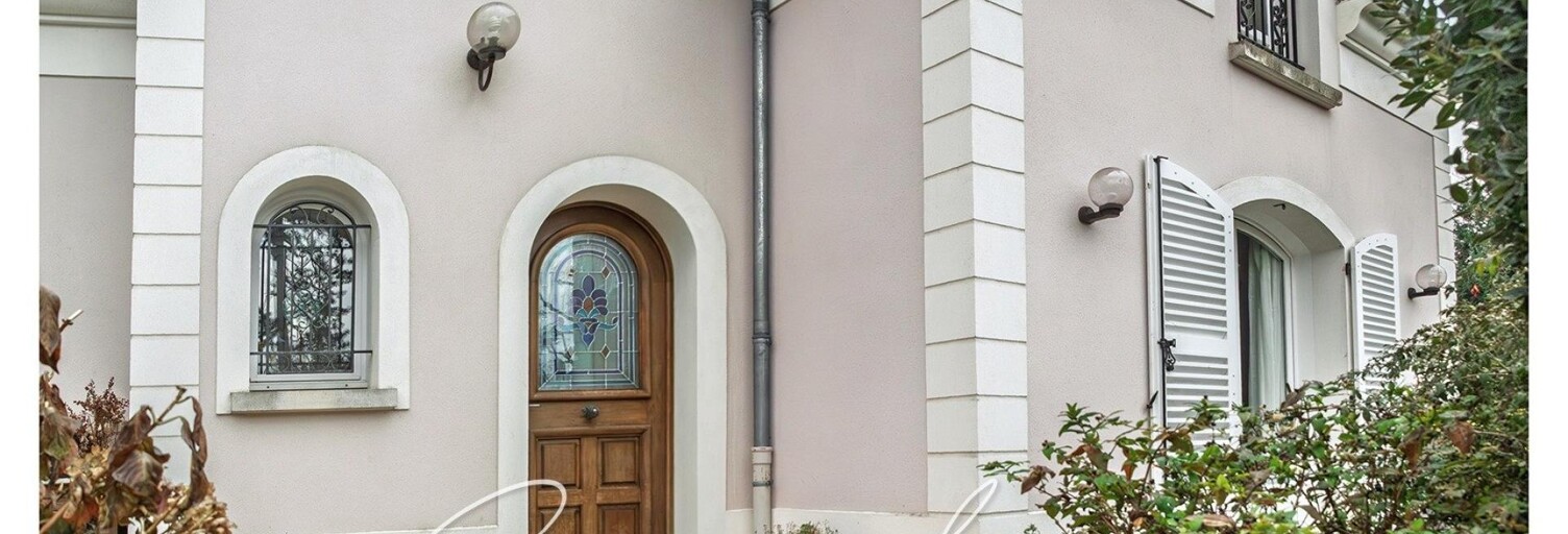 Maison 9 Pièces 215 m² à vendre à L'Étang-la-Ville (78620)