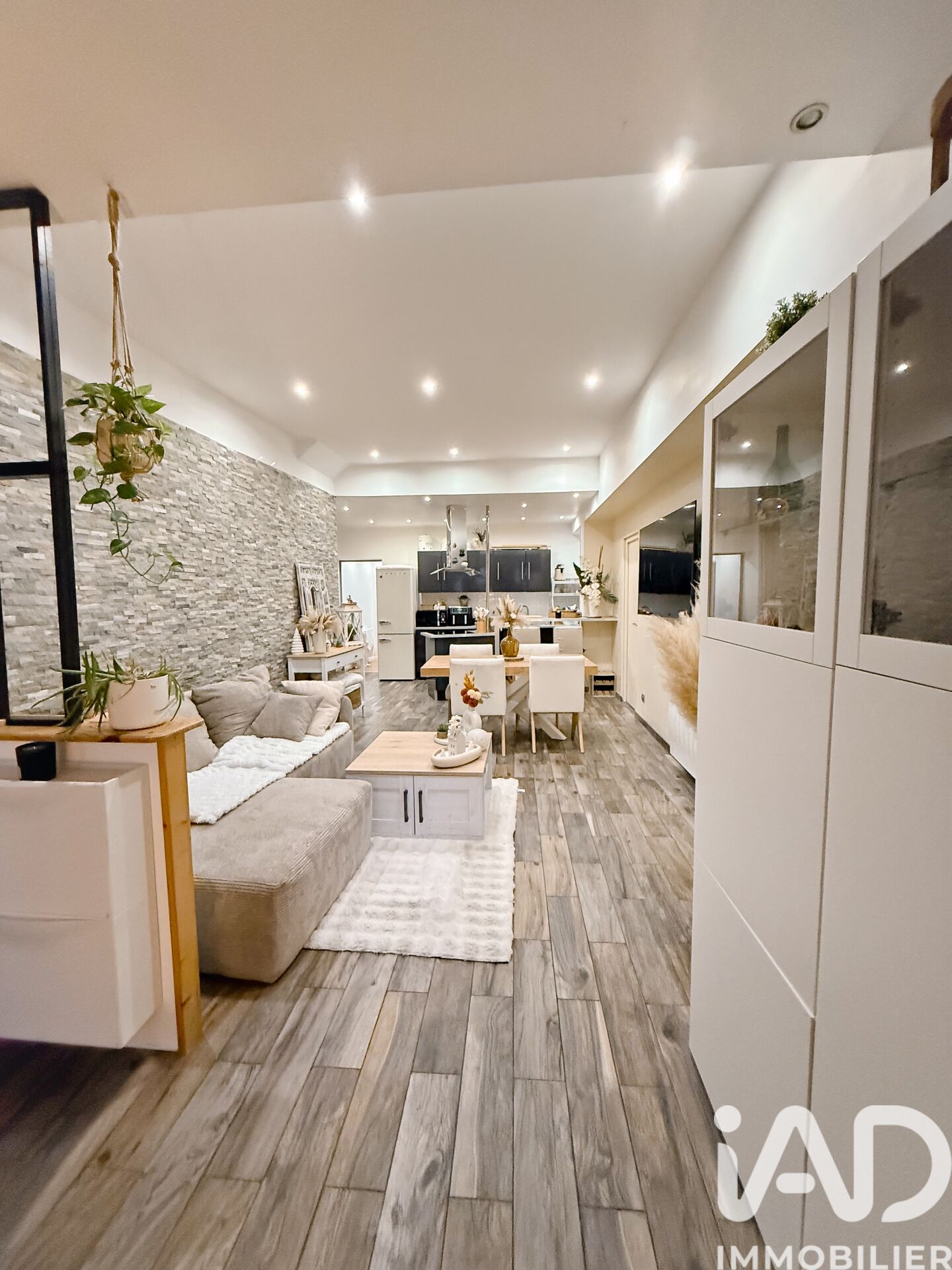 Vente Appartement 4 pièces - Photo 2