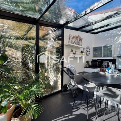 Maison 4 pièces 670000 €