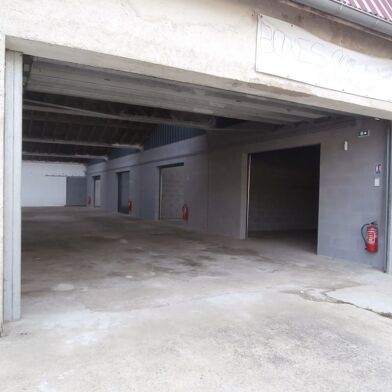 Garage  55000 €
