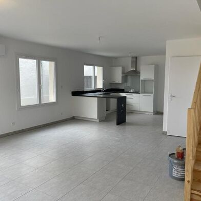 Maison 4 pièces 1635 €