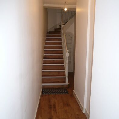 Appartement 5 pièces 1143 €