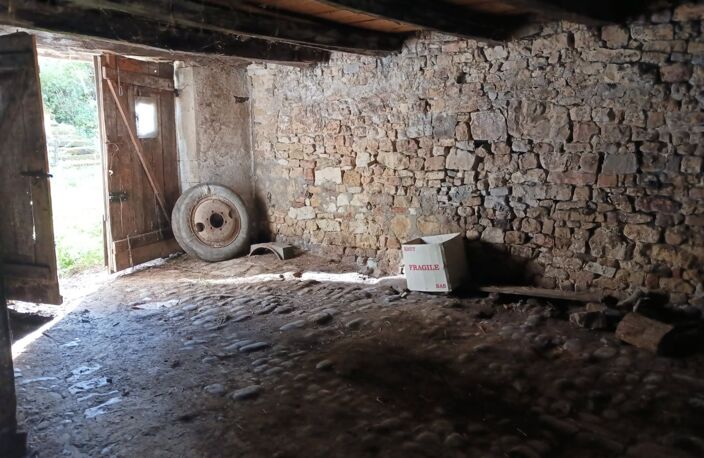 FERME à rénover / GRANGE secteur LAMARCHE (88) avec terrain - Idéal ARTISAN — photo 3