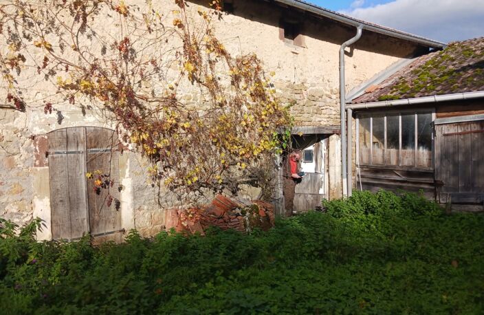 FERME à rénover / GRANGE secteur LAMARCHE (88) avec terrain - Idéal ARTISAN — photo 5