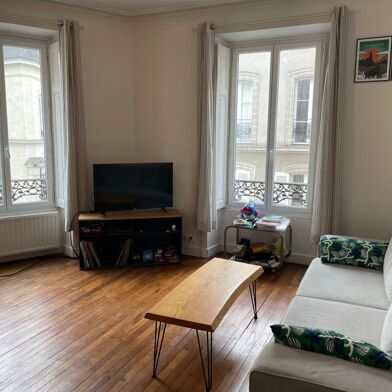 Appartement 3 pièces 1040 €