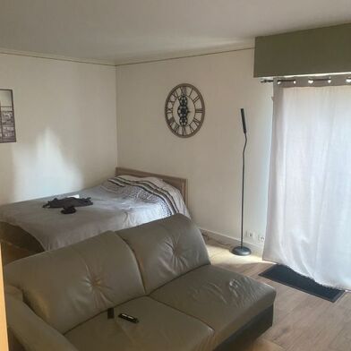 Appartement 1 pièces 790 €