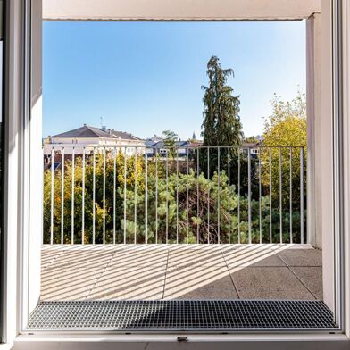 Appartement 3 pièces 275600 €