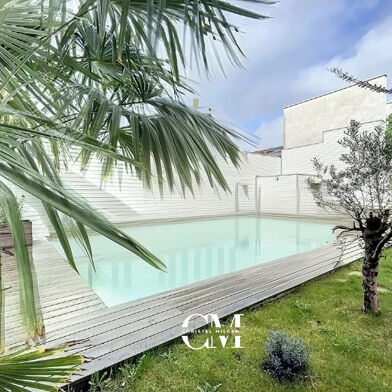 Maison 8 pièces 1352000 €