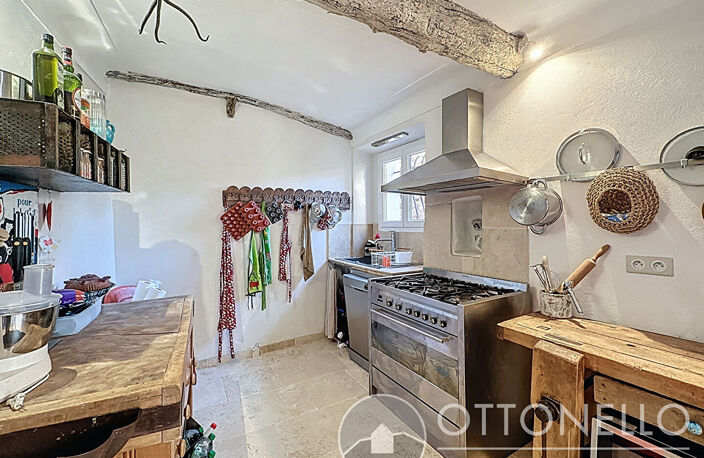 Maison de village 7 pièces de 191 m2 à Roquebrune-sur-Argens avec cour intérieure — photo 3