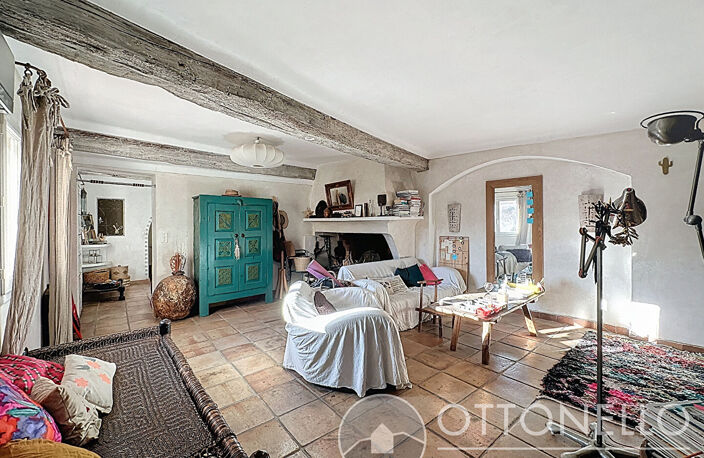 Maison de village 7 pièces de 191 m2 à Roquebrune-sur-Argens avec cour intérieure — photo 4